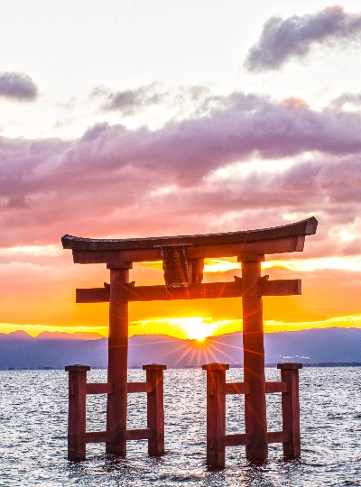 白鬚神社