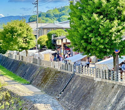 日本三大朝市之一~宮川朝市→飛驒小京都~高山老街散策→新穗高纜車→松本飯店