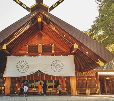 北海道第一大~北海道神宮→羊之丘展望台→大自然鬼斧神工景致~登別地獄谷&溫泉街→入住登別溫泉飯店