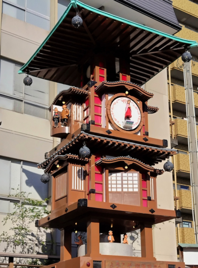 置身白色異世界~未来心之丘、耕三寺→今治毛巾美術館→日本最古老溫泉之一~道後溫泉(贈神隱少女湯屋泡湯一次),道後溫泉街散策,少爺機關鐘,空中散步道