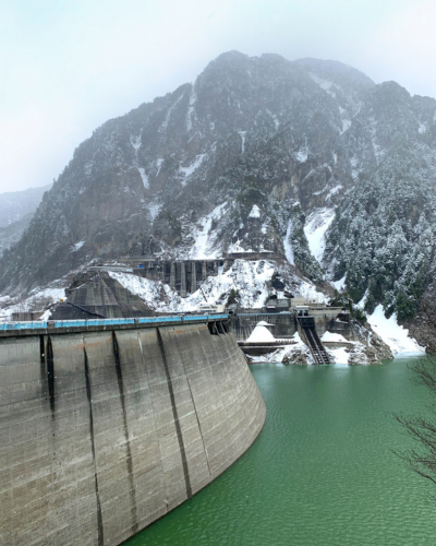 立山黑部一日遊:鬼斧神工~黑部水庫→壯麗奇景~立山雪壁→金澤飯店