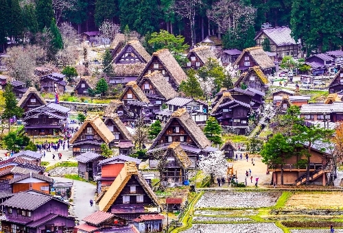 【綺麗北陸】飛驒高山、合掌村、兼六園、和倉溫泉5日遊