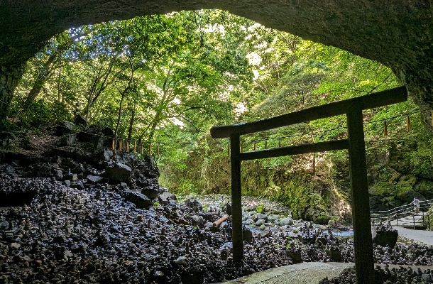 天安河原