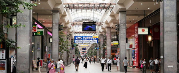 搭纜車上城指定史蹟~松山城→水龍頭柑橘汁~松山商店街→看海景囉~來島海峽大橋展望所→據聞全日本山祇神社總社~大山祇神社