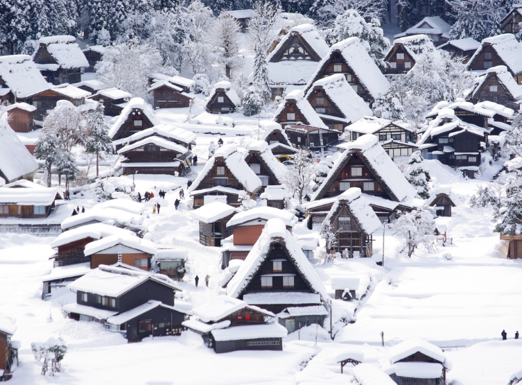 桃園出發→小松空港→ 世界遺產~合掌村一日遊→走進合掌屋~民家園導覽→合掌部落展望台→高山飯店